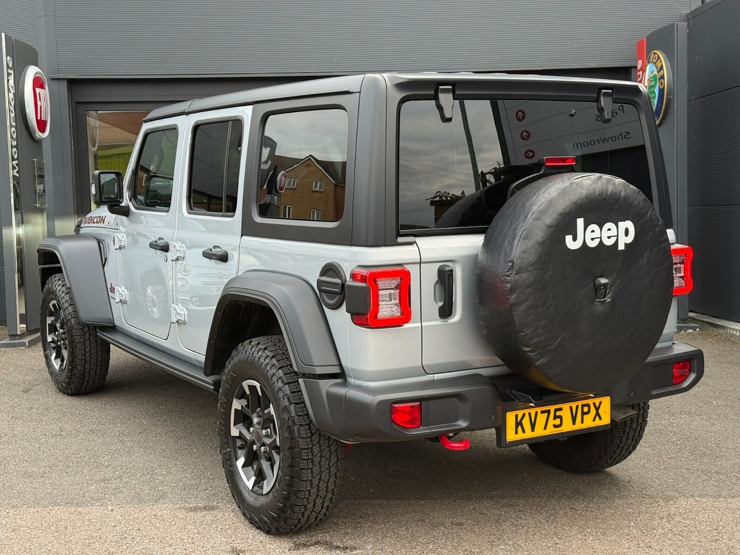 Used Jeep Wrangler 2025 for sale - 76871709: Photo 4