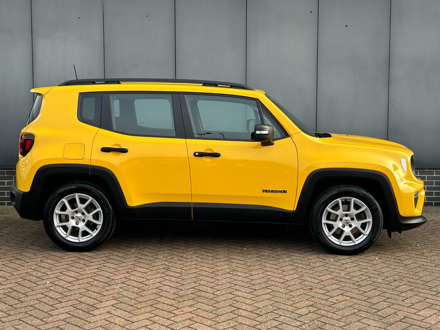 Used Jeep Renegade 2024 for sale - 77614533: Photo 10