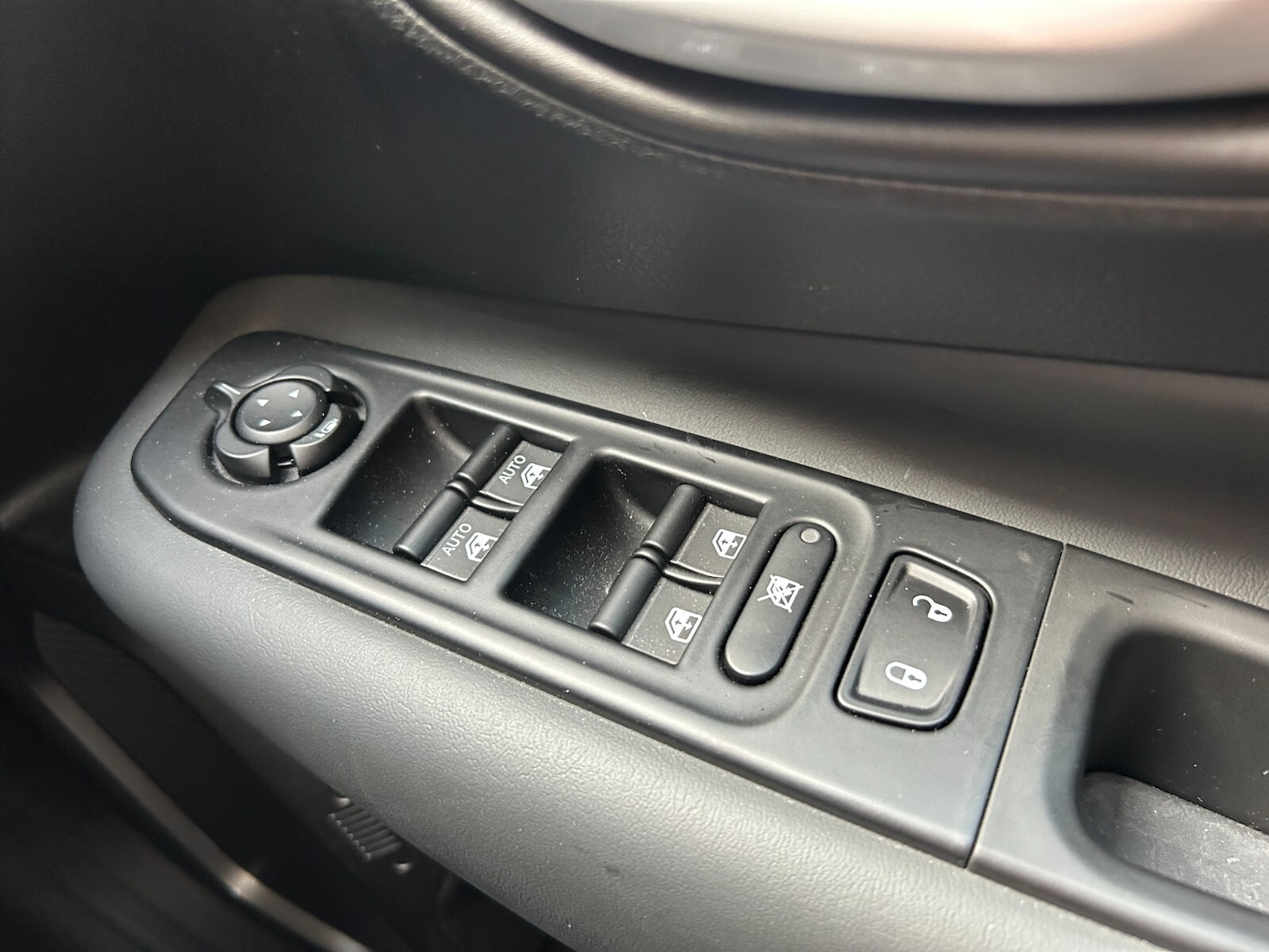 Used Jeep Renegade 2024 for sale - 77614533: Photo 29