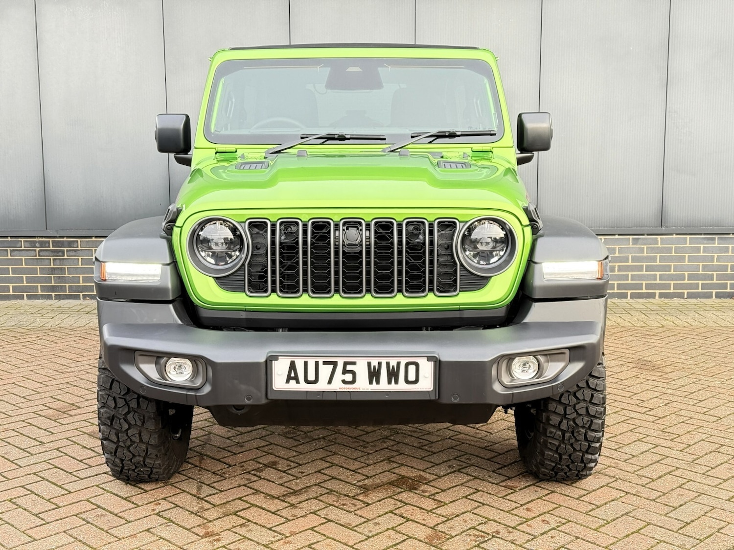 Used Jeep Wrangler 2025 for sale - 77116103: Photo 4