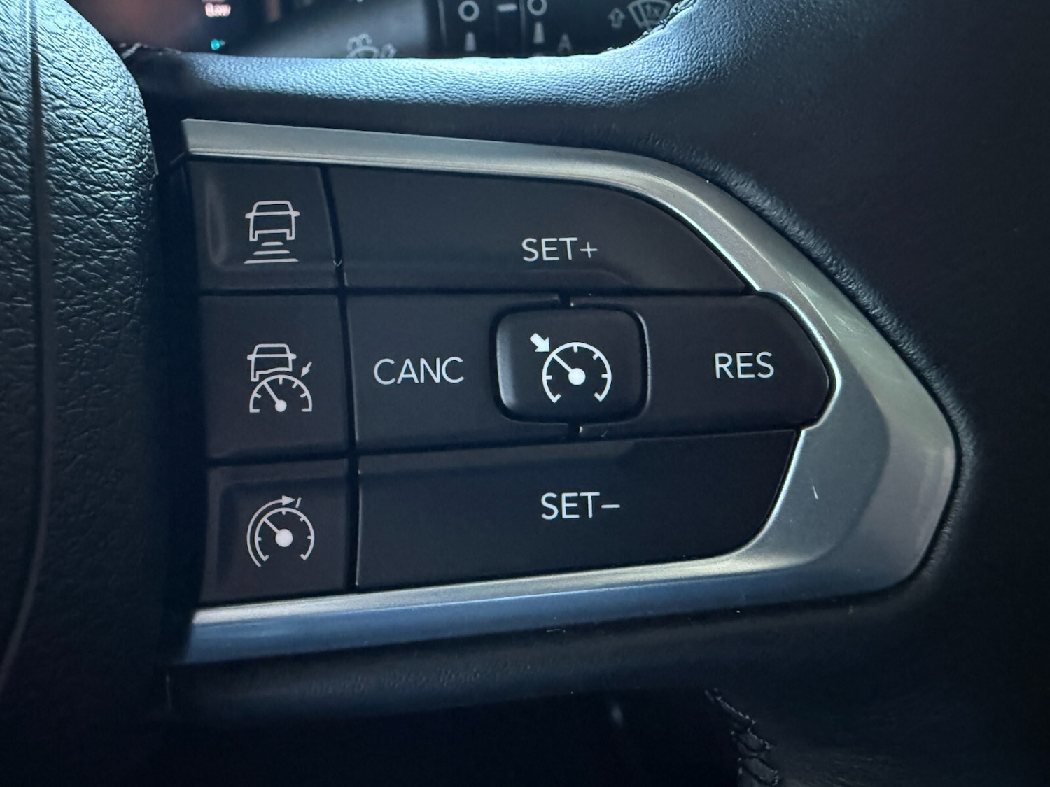 Used Jeep Compass 2025 for sale - 76869819: Photo 32