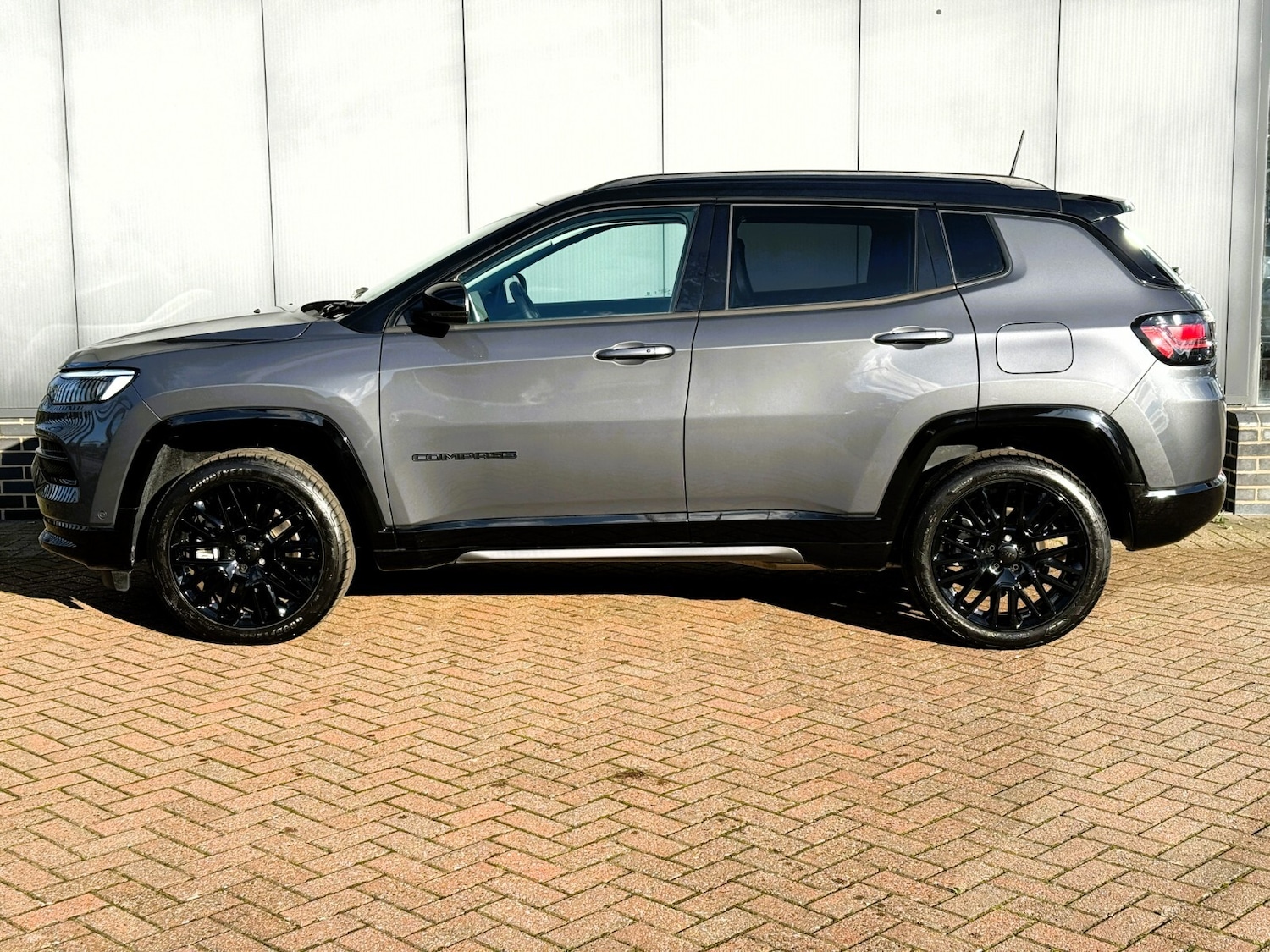 Used Jeep Compass 2025 for sale - 76869819: Photo 9
