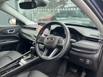 Used Jeep Compass 2023 for sale - 76868760: Photo