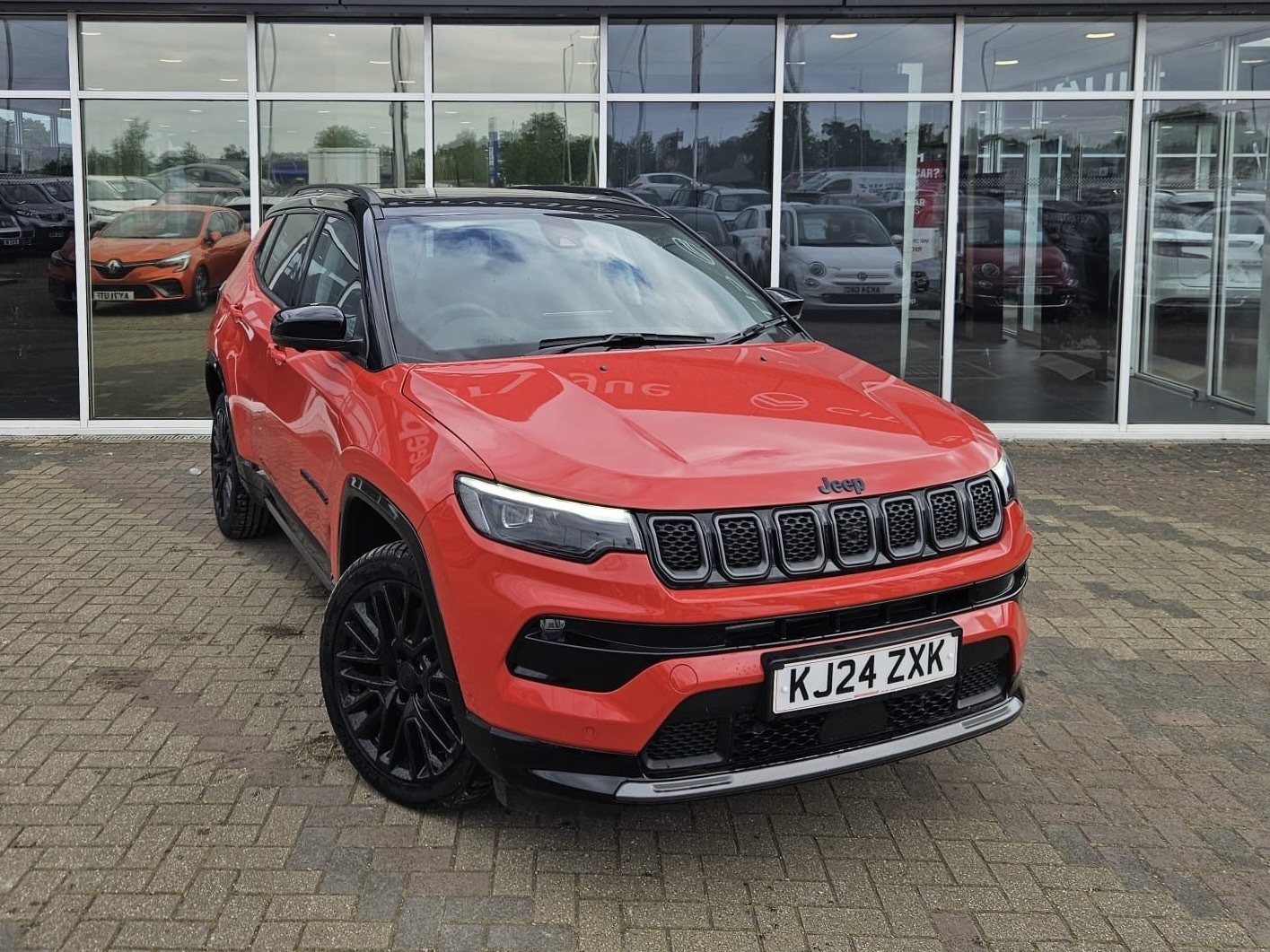 Used Jeep Compass 2024 for sale - 76487527: Photo 1