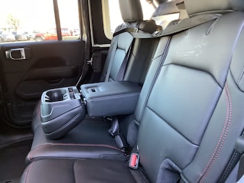 Used Jeep Wrangler 2024 for sale - 75354652: Photo