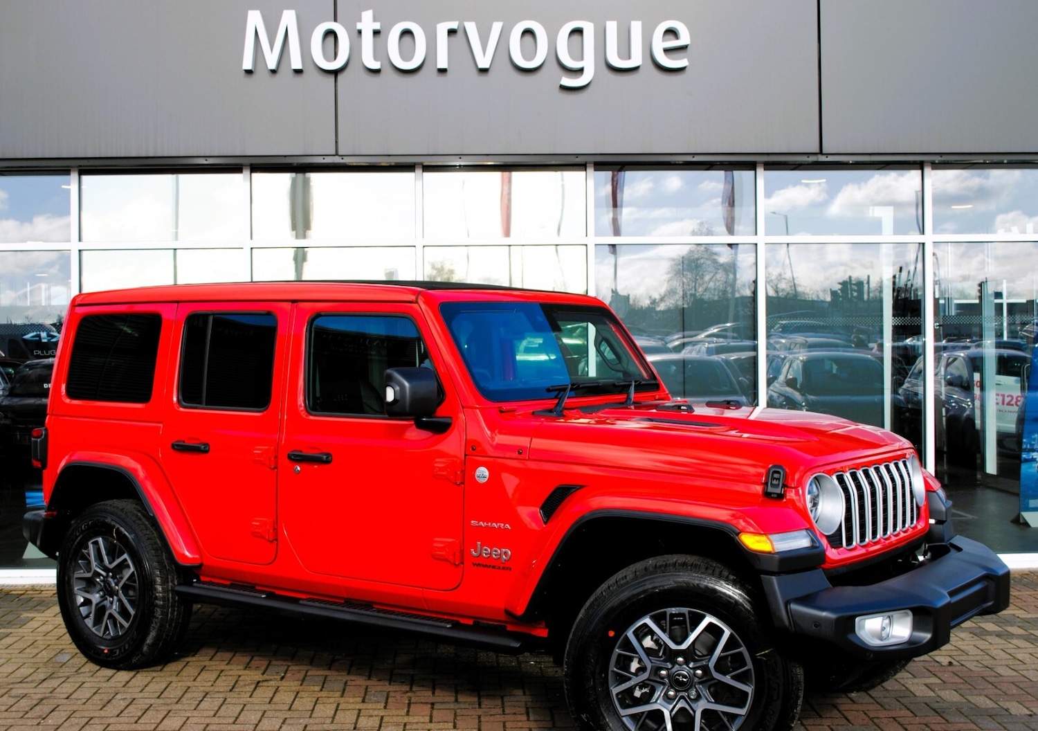 Used Jeep Wrangler 2024 for sale - 76868925: Photo 1