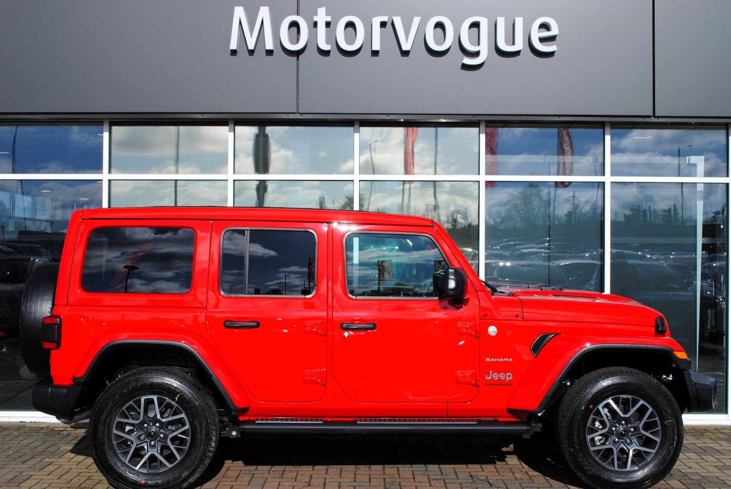 Used Jeep Wrangler 2024 for sale - 76868925: Photo 11