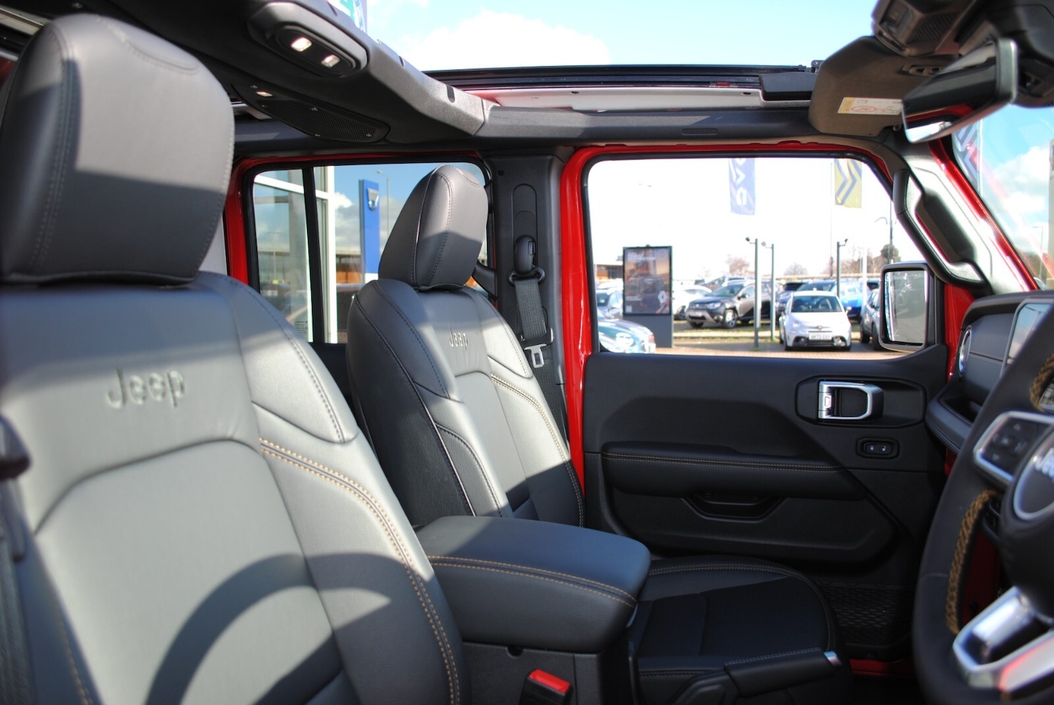 Used Jeep Wrangler 2024 for sale - 76868925: Photo 25