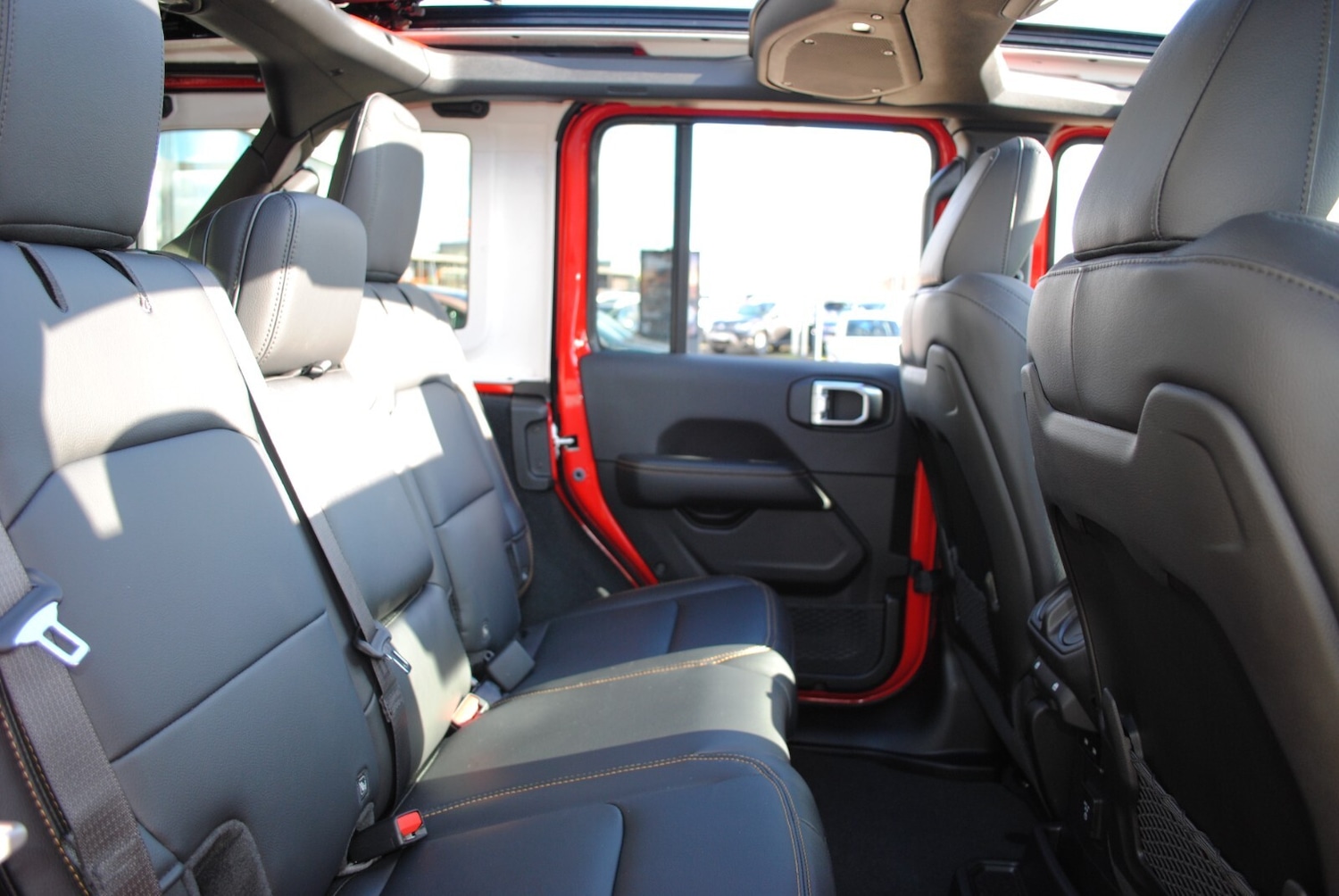 Used Jeep Wrangler 2024 for sale - 76868925: Photo 30