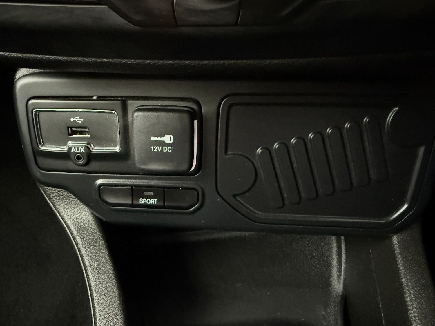 Used Jeep Renegade 2022 for sale - 76868578: Photo 26