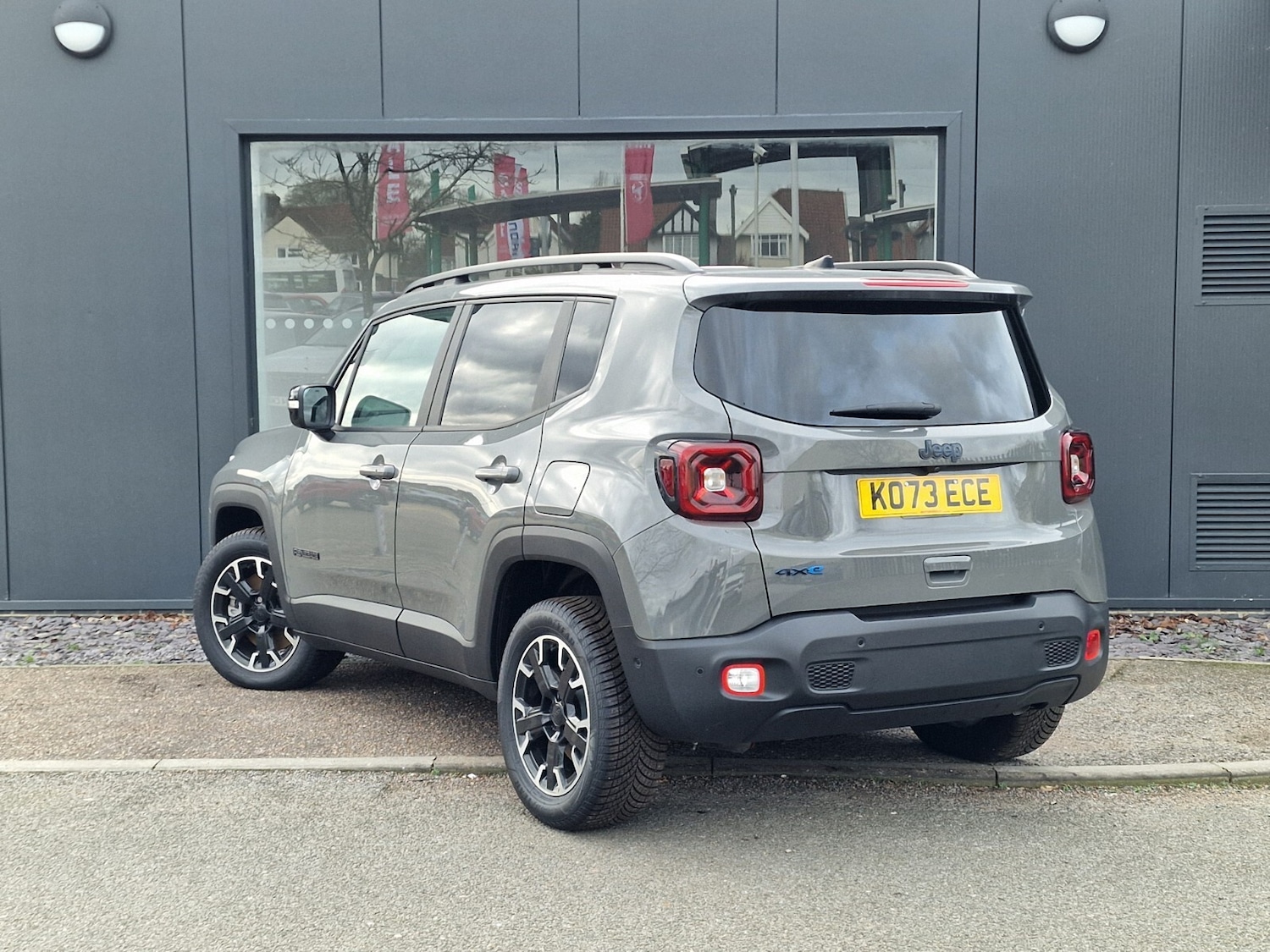 Used Jeep Renegade 2023 for sale - 76868860: Photo 9