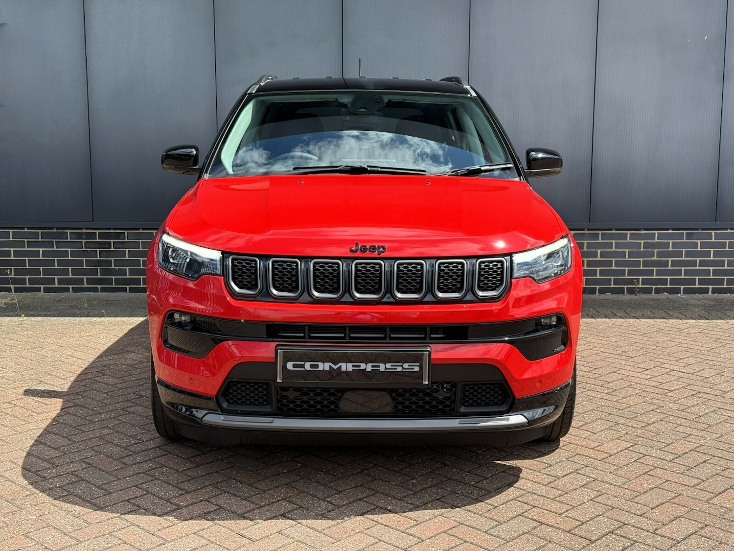 Used Jeep Compass 2025 for sale - 76868494: Photo 2