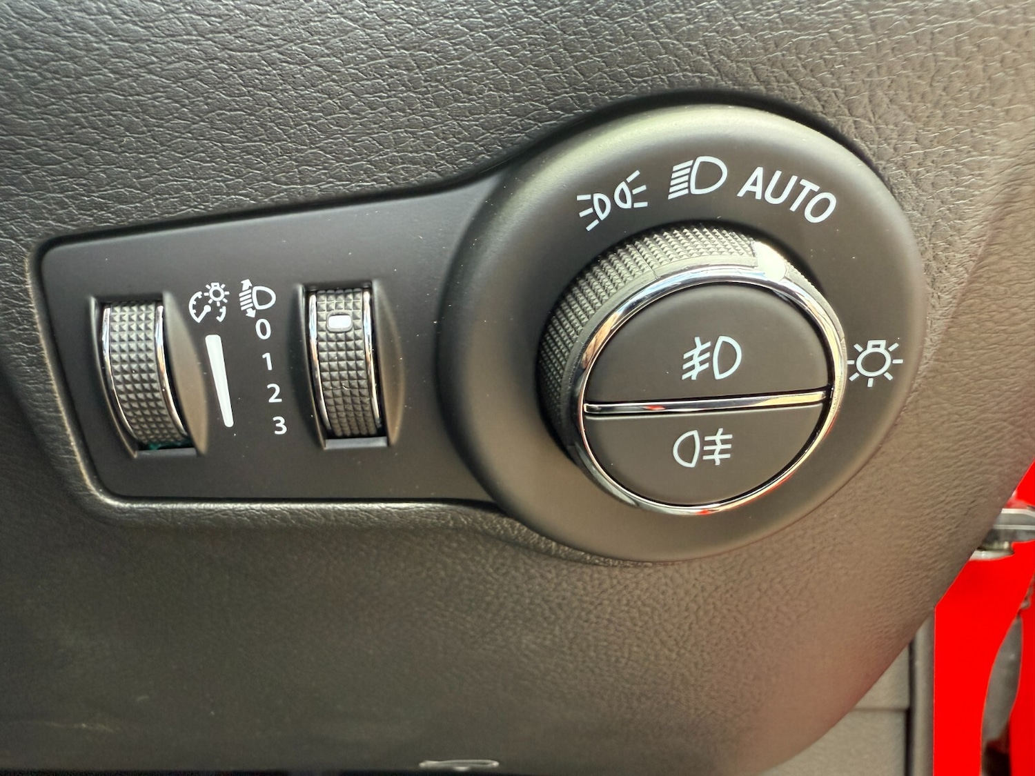 Used Jeep Compass 2025 for sale - 76868494: Photo 32