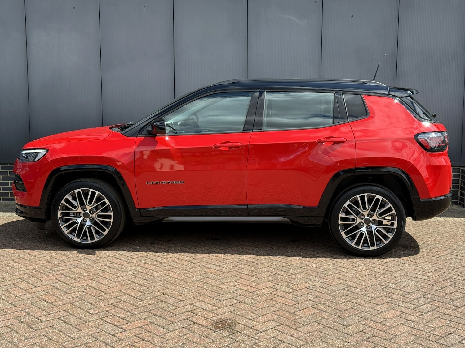 Used Jeep Compass 2025 for sale - 76868494: Photo 8