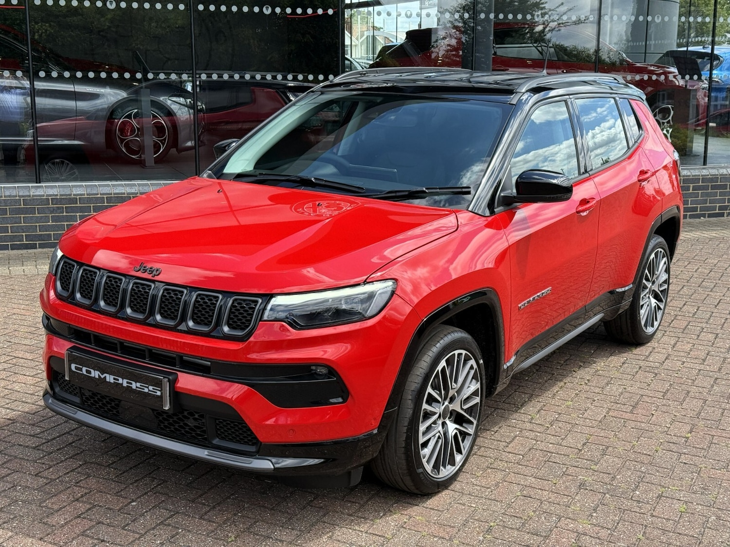 Used Jeep Compass 2025 for sale - 76868494: Photo 9