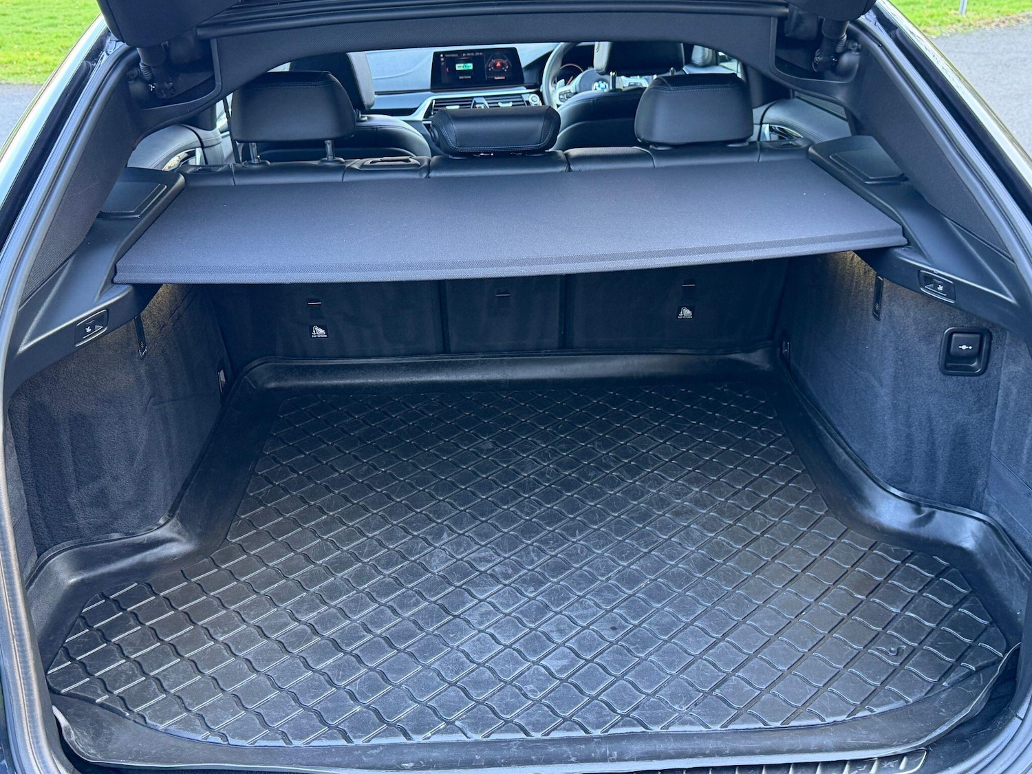 Used BMW 6 Series 2019 for sale - 77439780: Photo 15