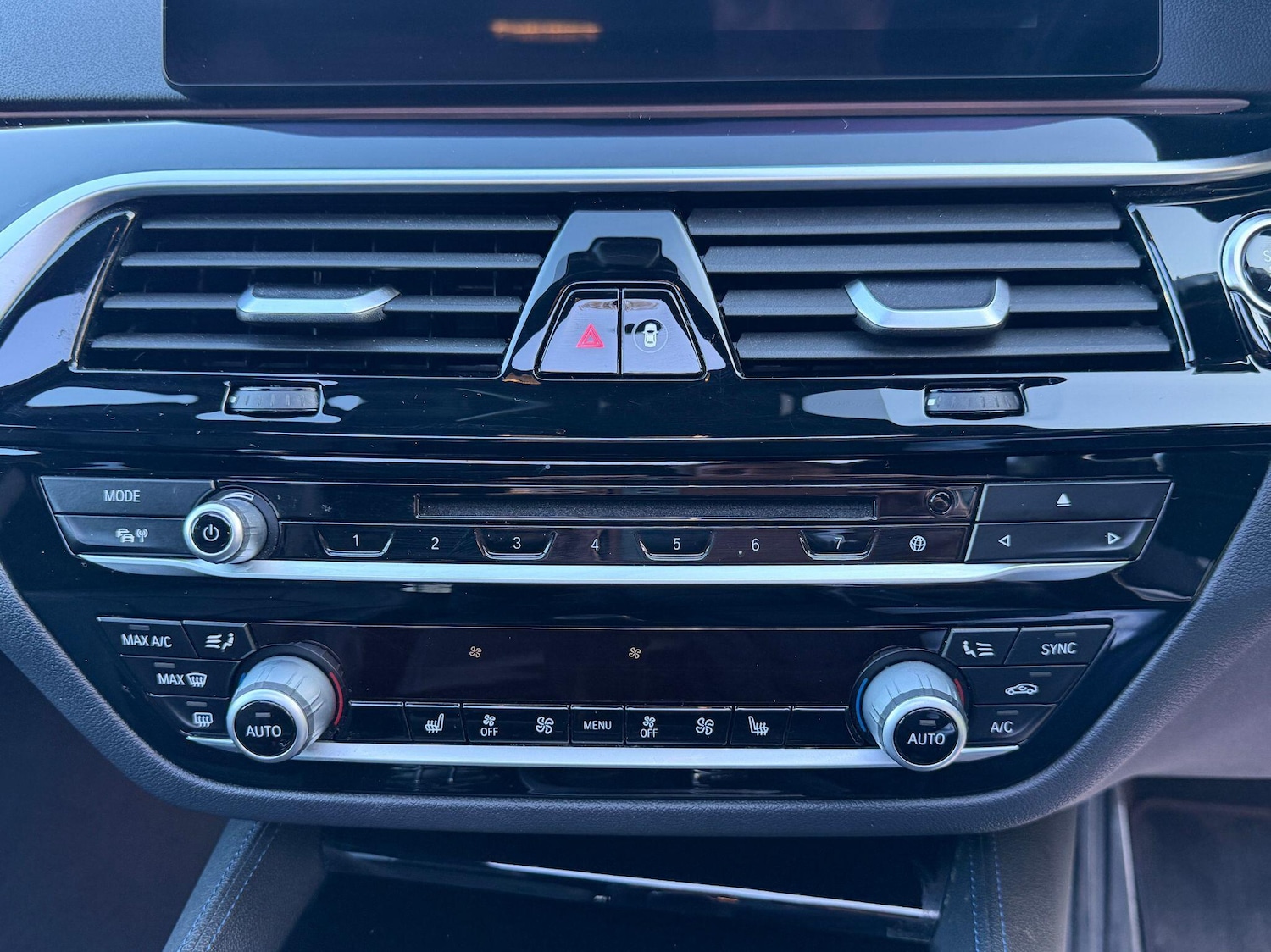 Used BMW 6 Series 2019 for sale - 77439780: Photo 37