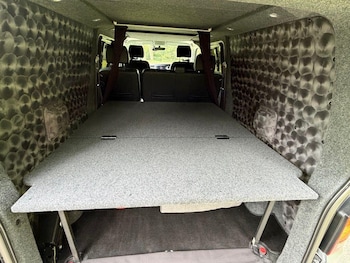 Used Volkswagen Transporter 2024 for sale - 78622235: Photo