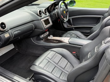 Used Ferrari California 2012 for sale - 78823053: Photo
