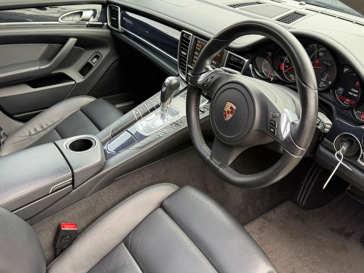 Used Porsche Panamera 2012 for sale - 77838993: Photo 2