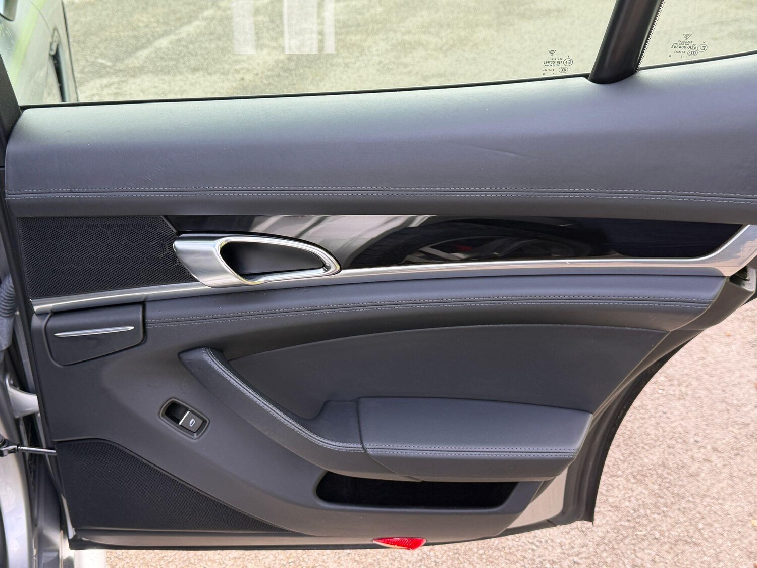 Used Porsche Panamera 2012 for sale - 77838993: Photo 24