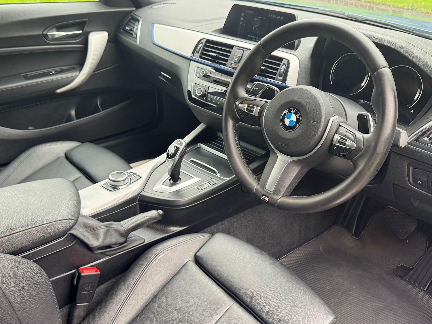 Used BMW 2 Series 2018 for sale - 76898290: Photo 2