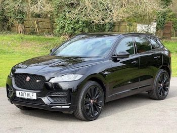 Used Jaguar F-Pace 2017 for sale - 78244982: Photo