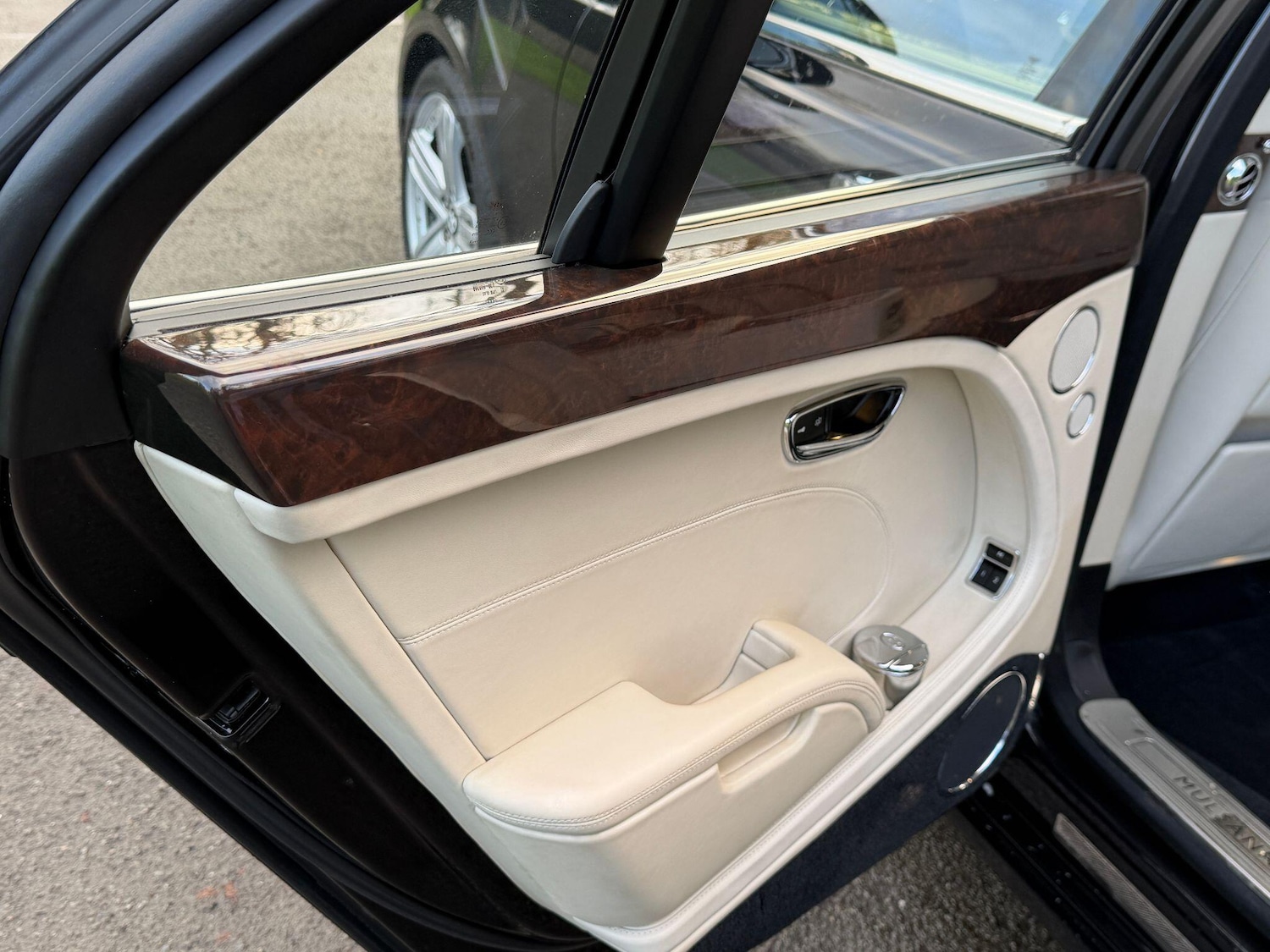 Used Bentley Mulsanne 2012 for sale - 77174941: Photo 17