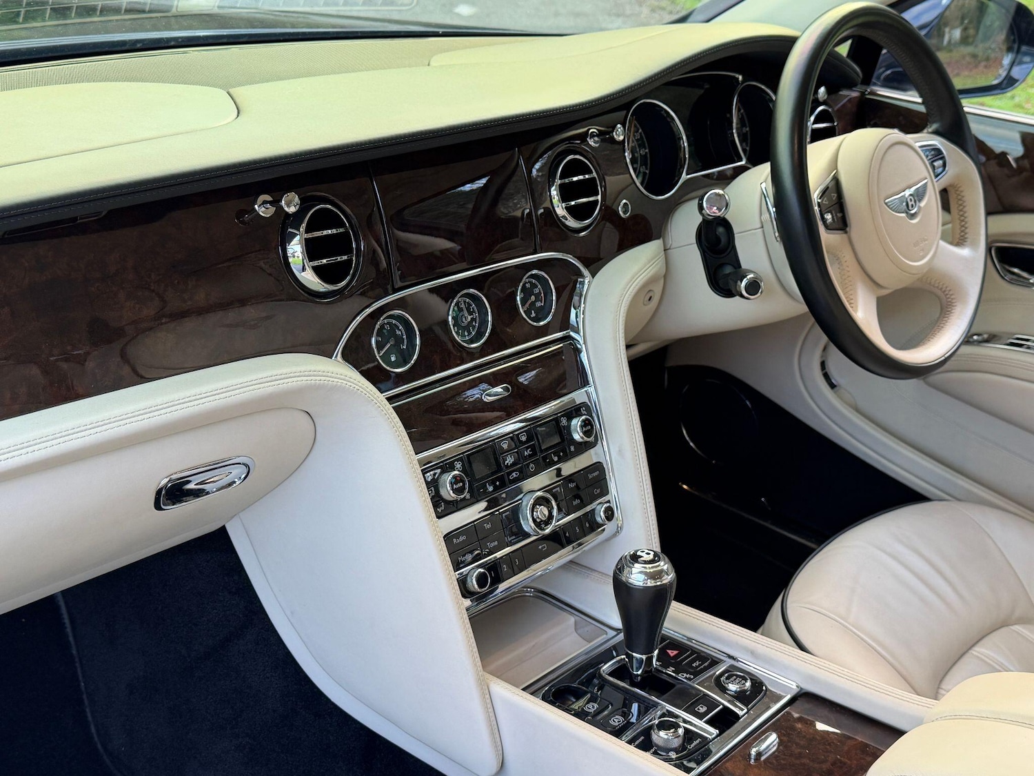 Used Bentley Mulsanne 2012 for sale - 77174941: Photo 2