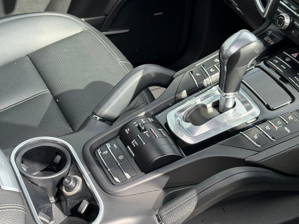 Used Porsche Cayenne 2014 for sale - 78048113: Photo 21