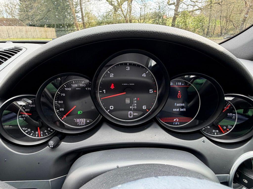 Used Porsche Cayenne 2014 for sale - 78048113: Photo 36