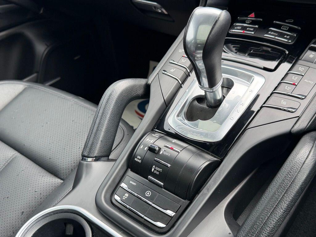 Used Porsche Cayenne 2014 for sale - 78048113: Photo 39