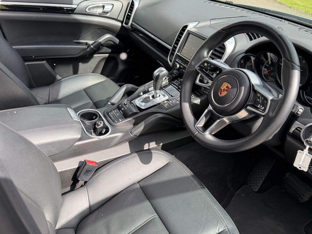 Used Porsche Cayenne 2014 for sale - 78048113: Photo 4