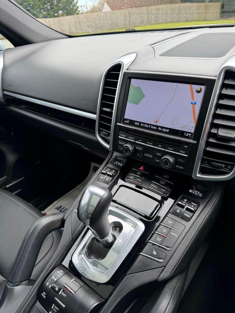 Used Porsche Cayenne 2014 for sale - 78048113: Photo 40