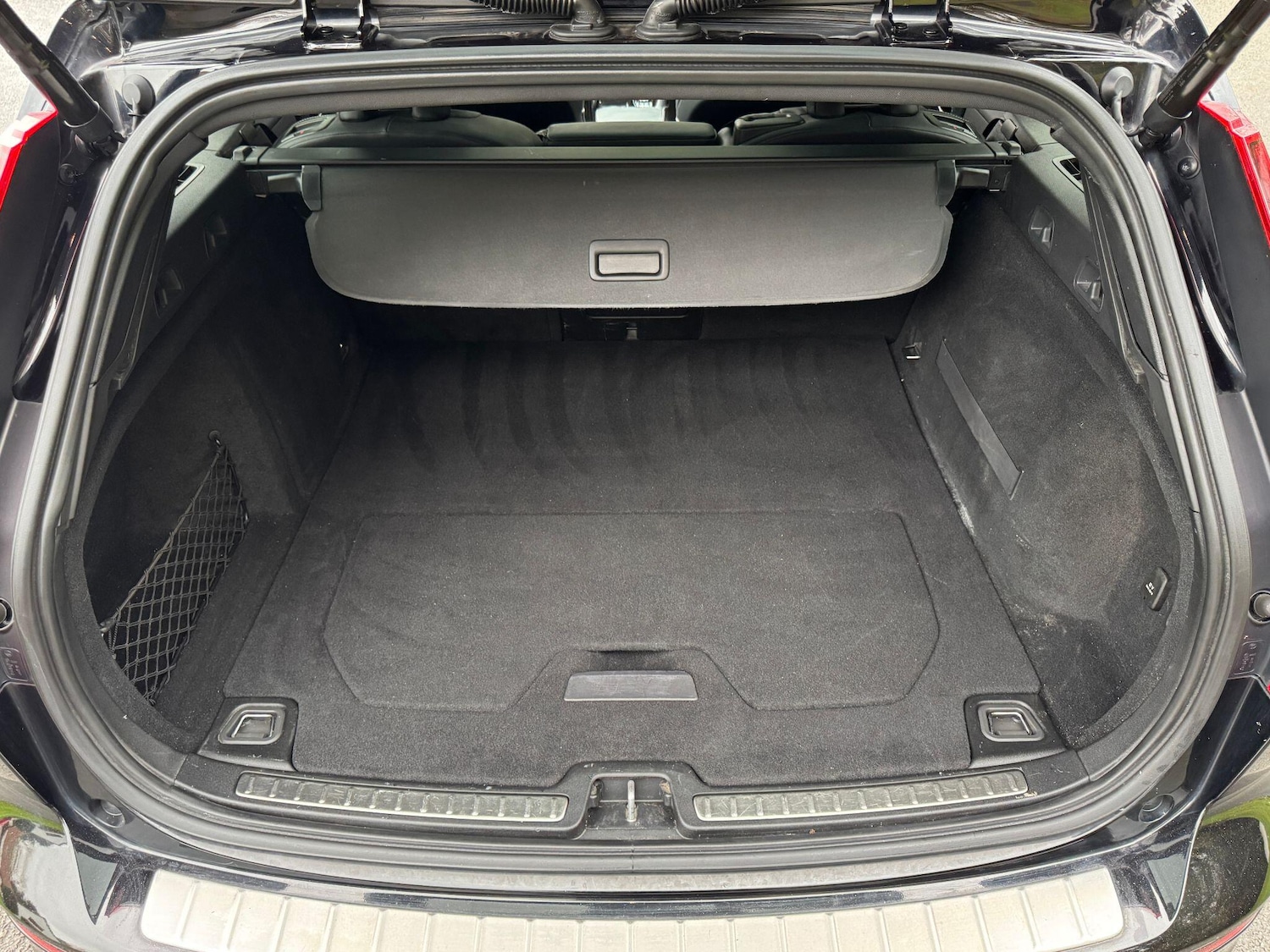 Used Volvo V60 2019 for sale - 76899350: Photo 18