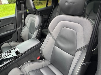 Used Volvo V60 2019 for sale - 76899350: Photo