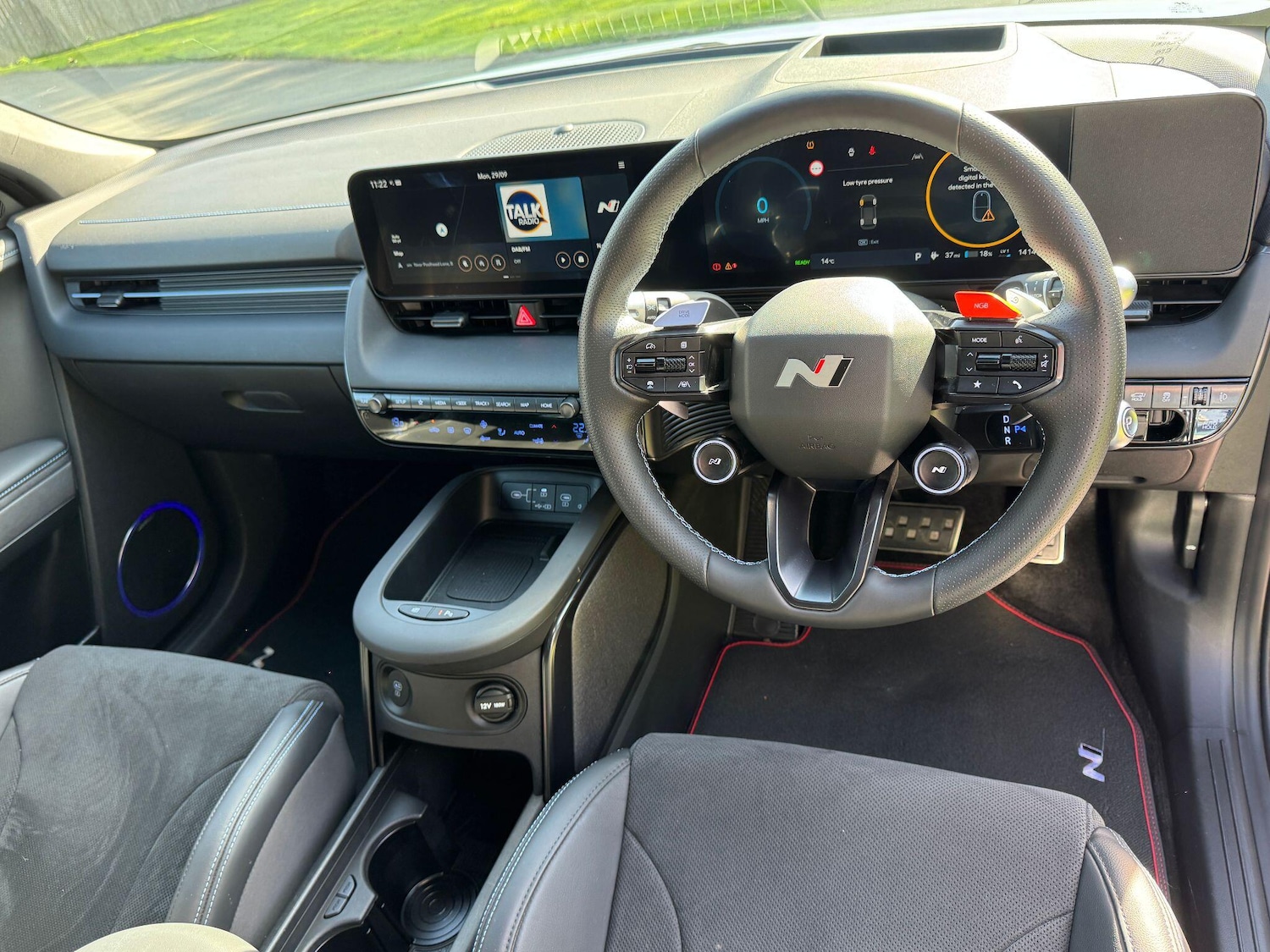 Used Hyundai IONIQ 5 2024 for sale - 76988935: Photo 4