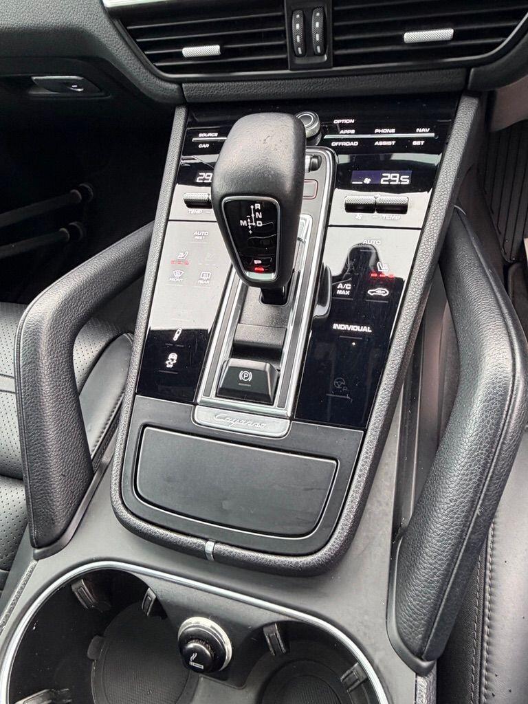 Used Porsche Cayenne 2020 for sale - 77523909: Photo 36