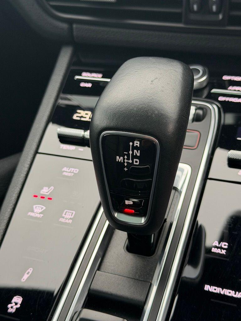 Used Porsche Cayenne 2020 for sale - 77523909: Photo 37