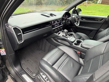 Used Porsche Cayenne 2020 for sale - 77523909: Photo