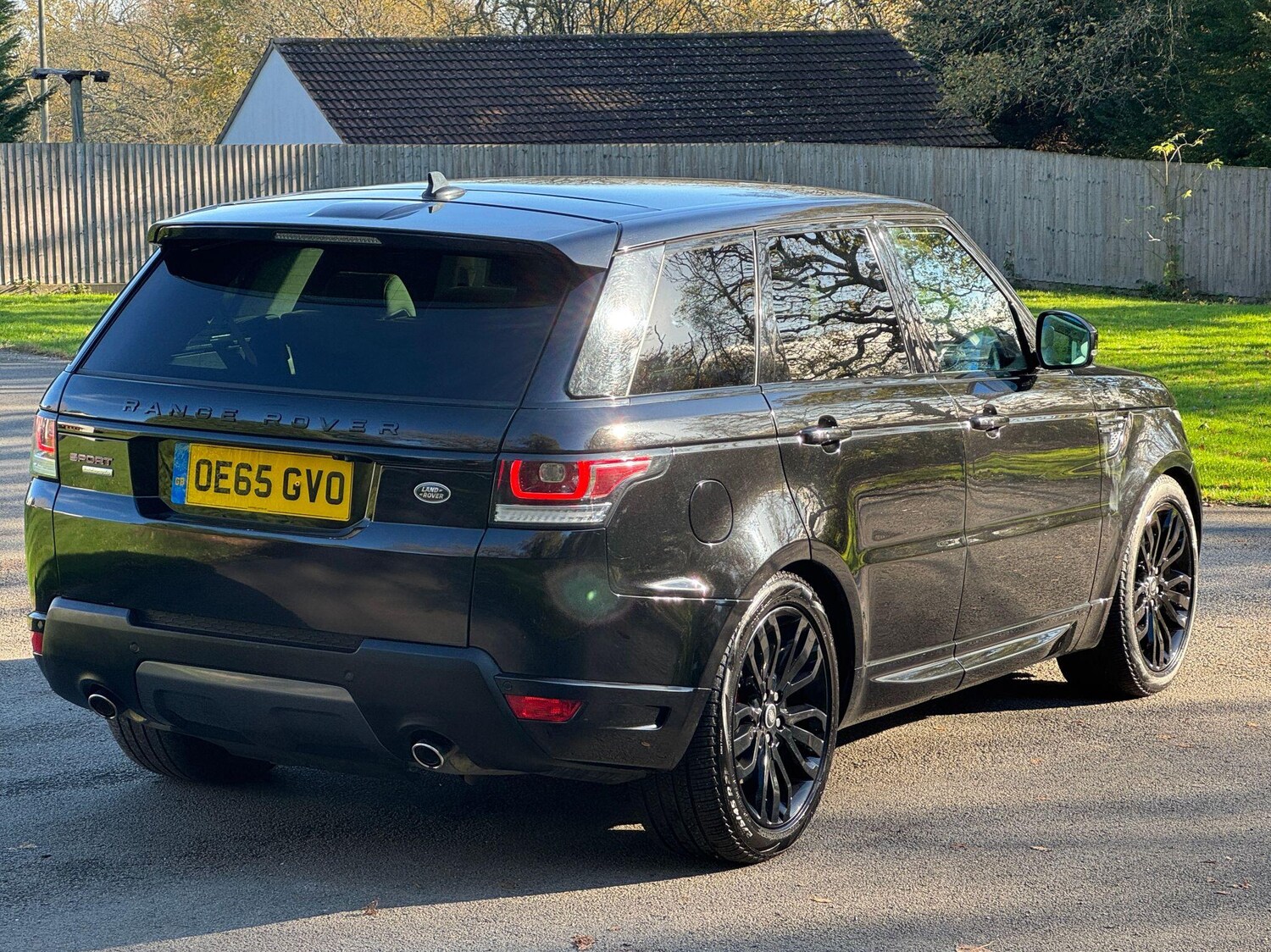 Used Land Rover Range Rover Sport 2015 for sale - 76997808: Photo 14