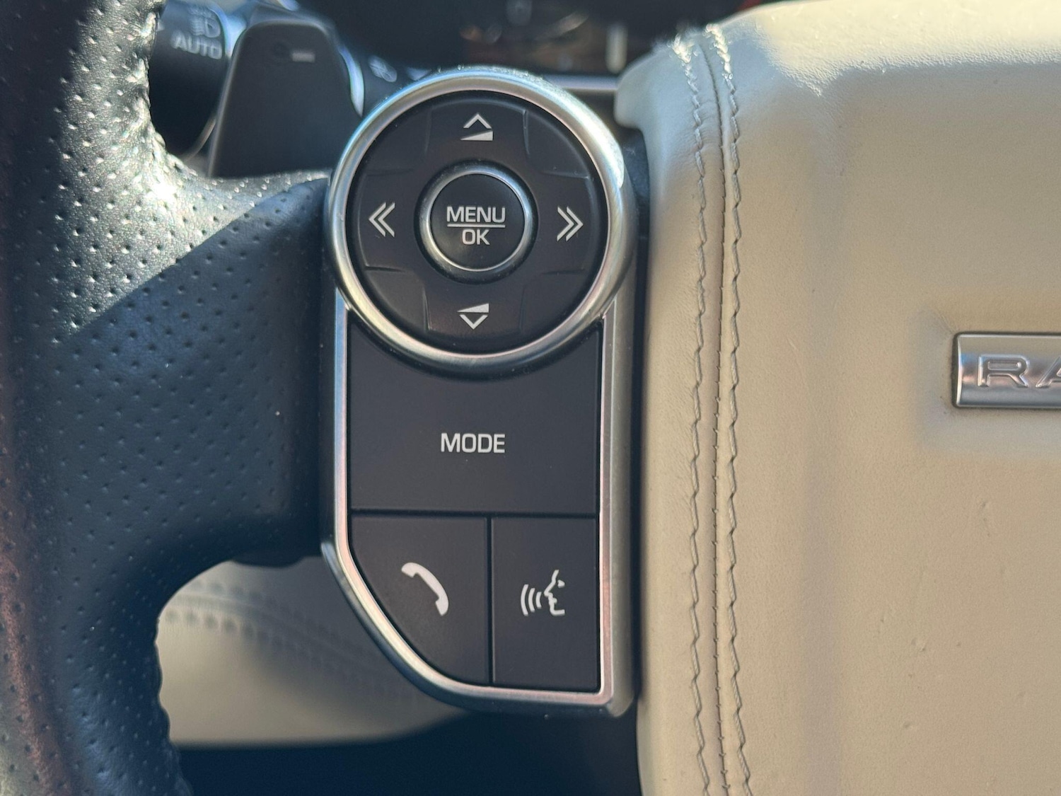 Used Land Rover Range Rover Sport 2015 for sale - 76997808: Photo 37