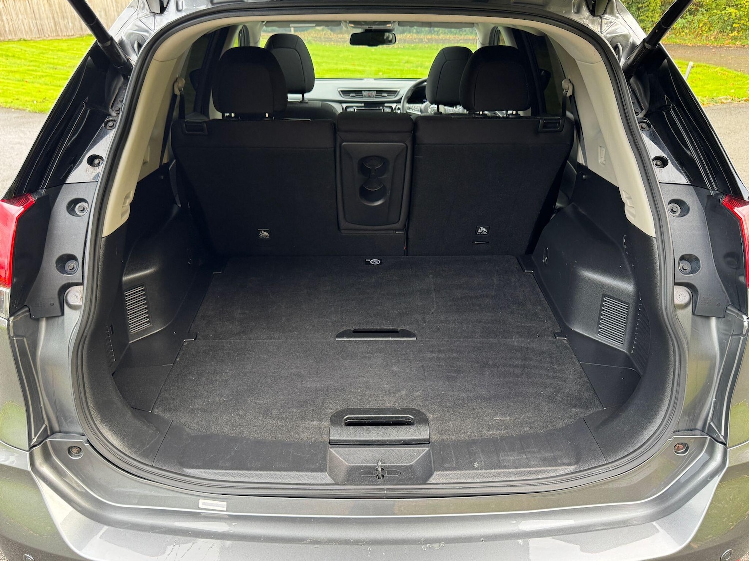 Used Nissan X-Trail 2018 for sale - 76898582: Photo 16