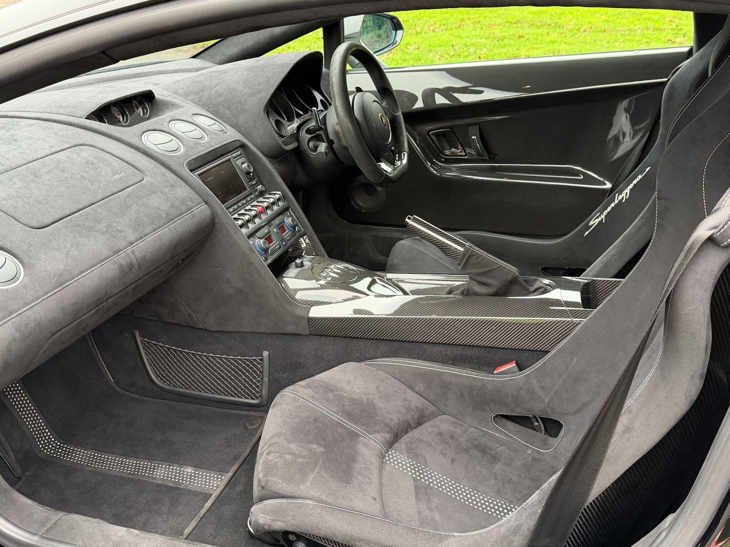 Used Lamborghini Gallardo 2013 for sale - 77331058: Photo 2