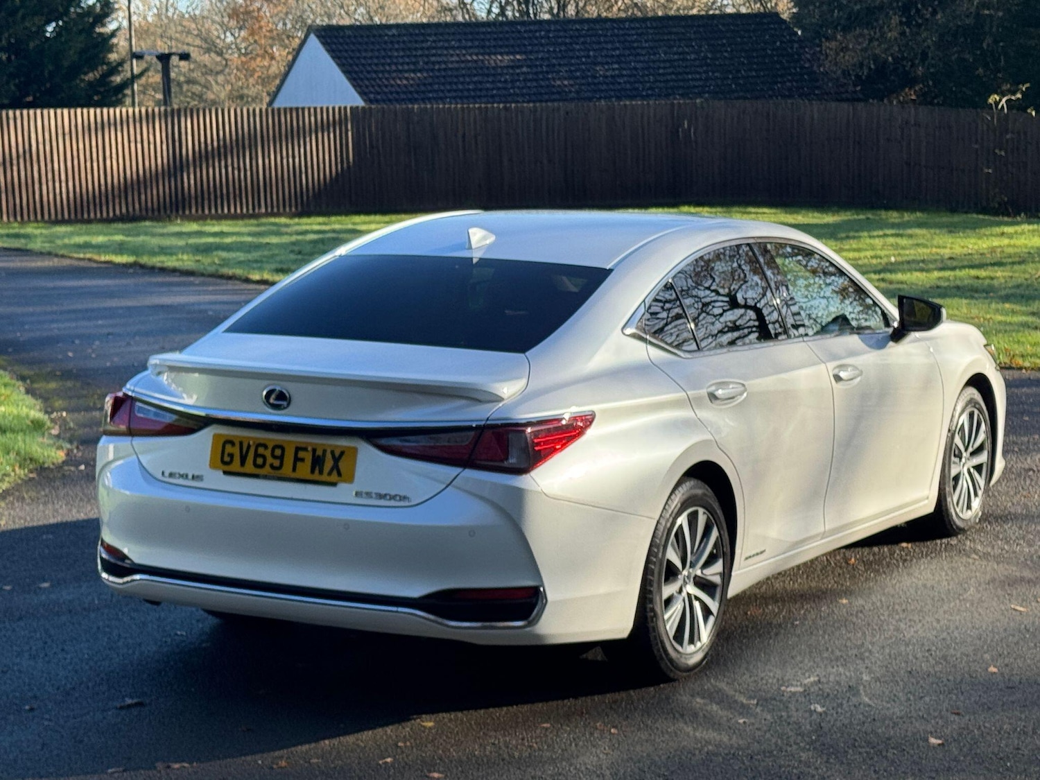 Used Lexus ES 2019 for sale - 76898913: Photo 9