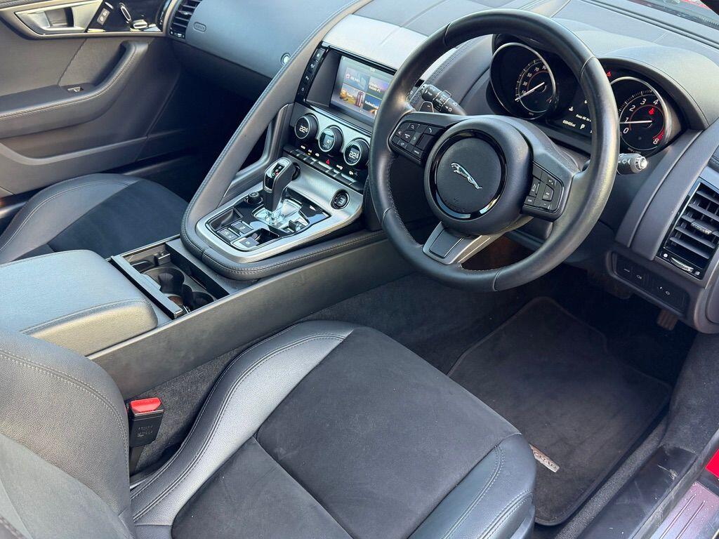 Used Jaguar F-Type 2016 for sale - 77066788: Photo 2
