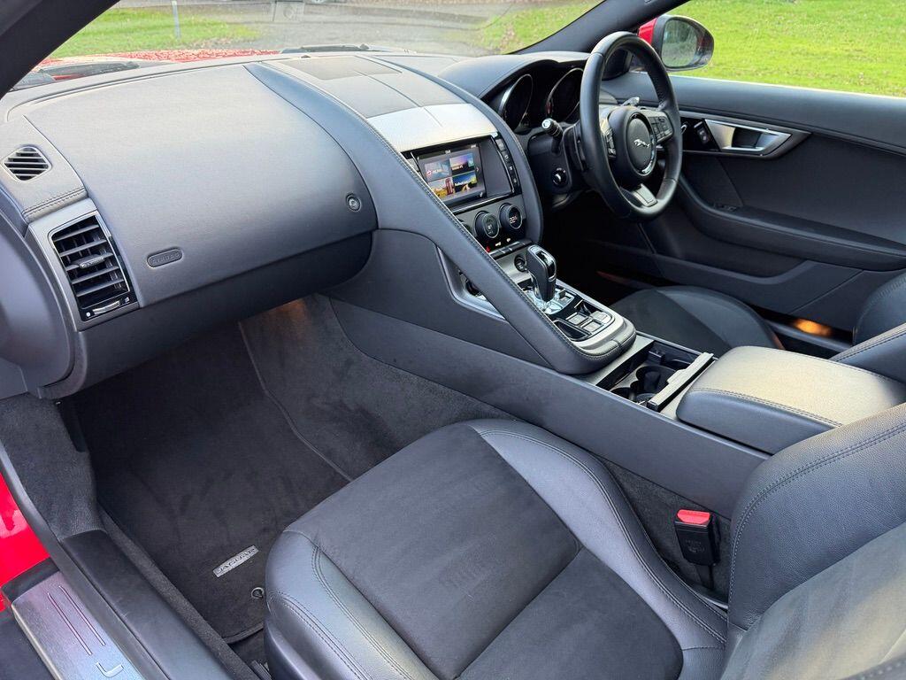 Used Jaguar F-Type 2016 for sale - 77066788: Photo 4