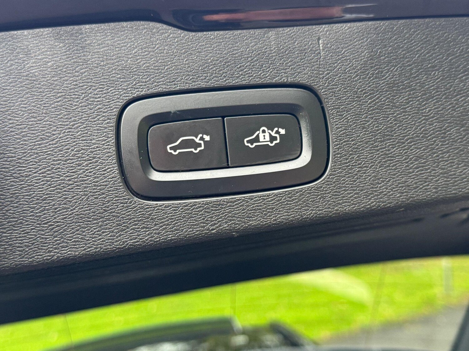 Used Volvo V60 2019 for sale - 76997809: Photo 19