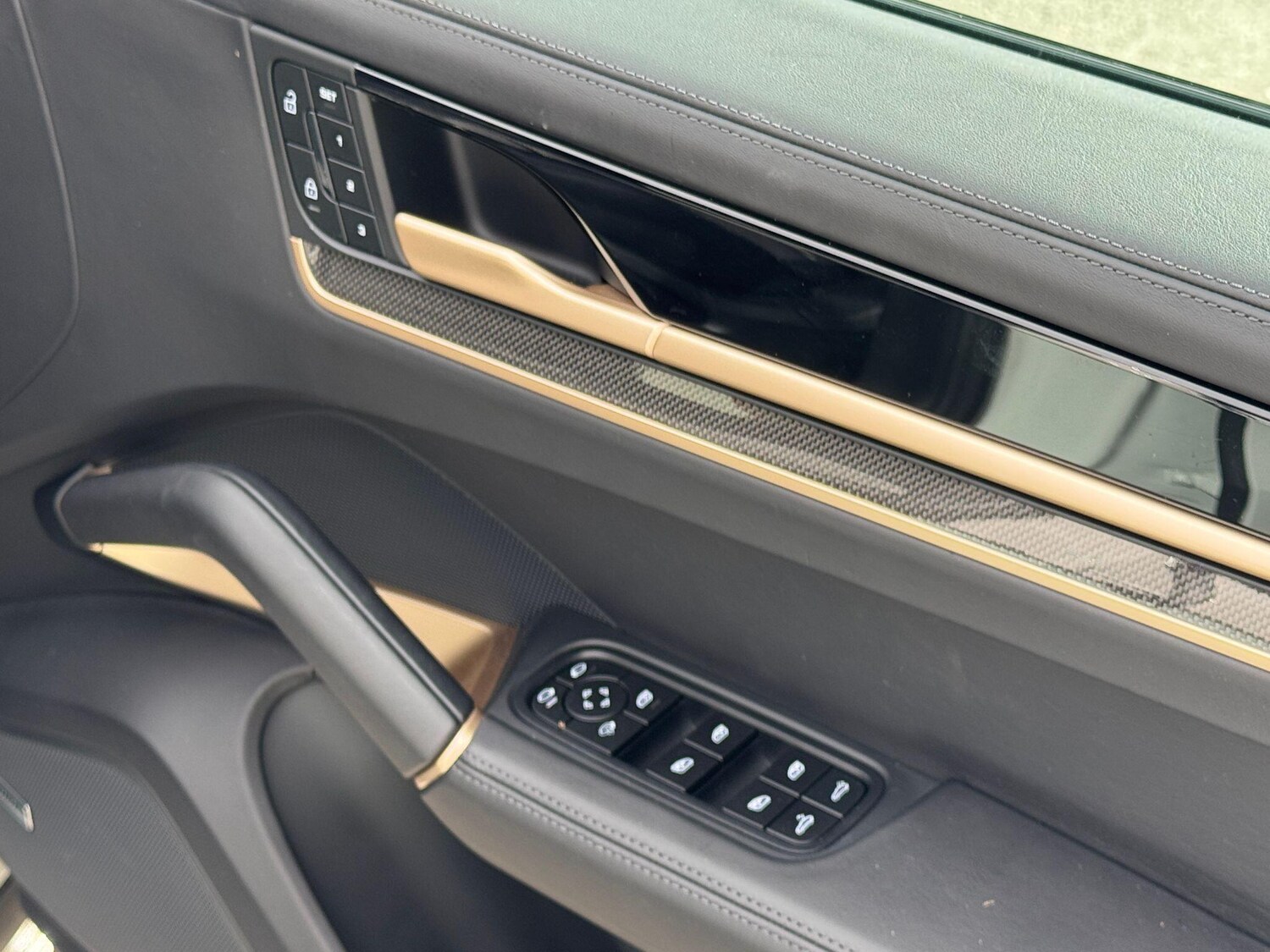 Used Porsche Cayenne for sale - 76997890: Photo 15