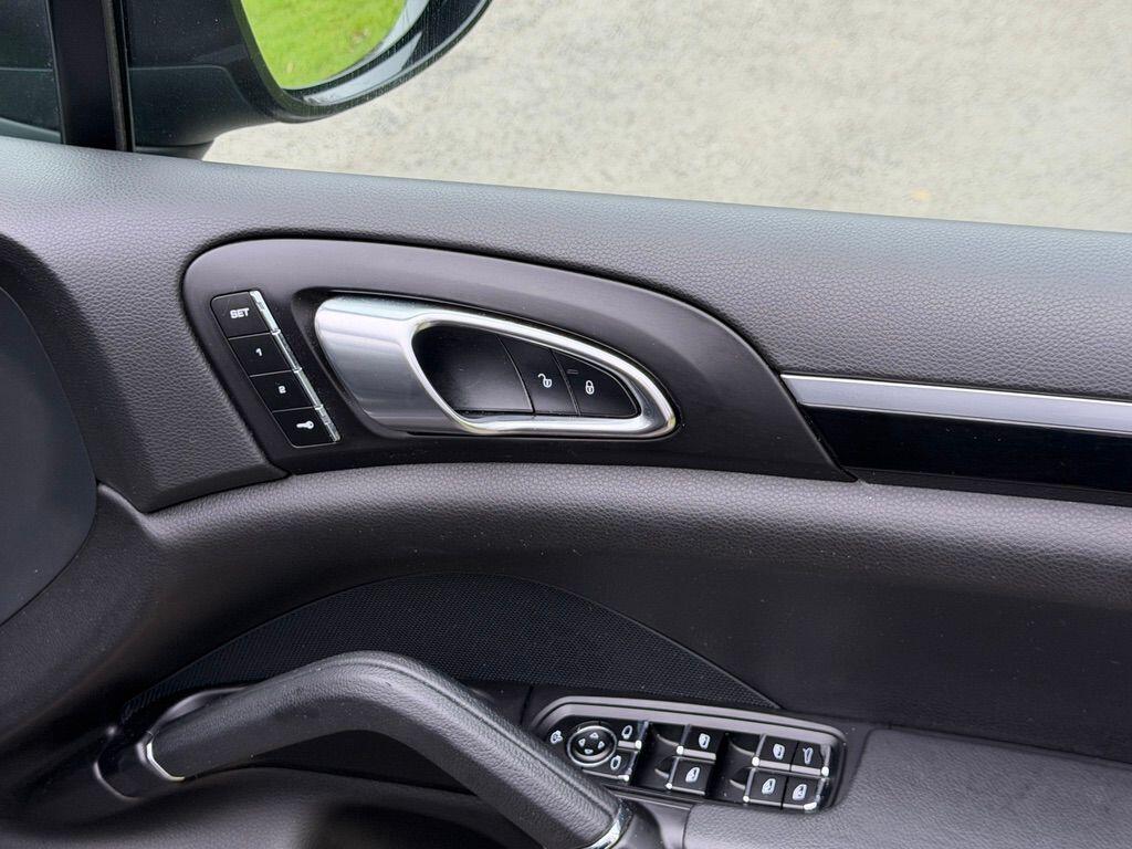 Used Porsche Cayenne 2016 for sale - 78006704: Photo 22